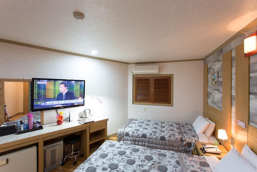 סיאול Kaya Tourist Hotel מראה חיצוני תמונה